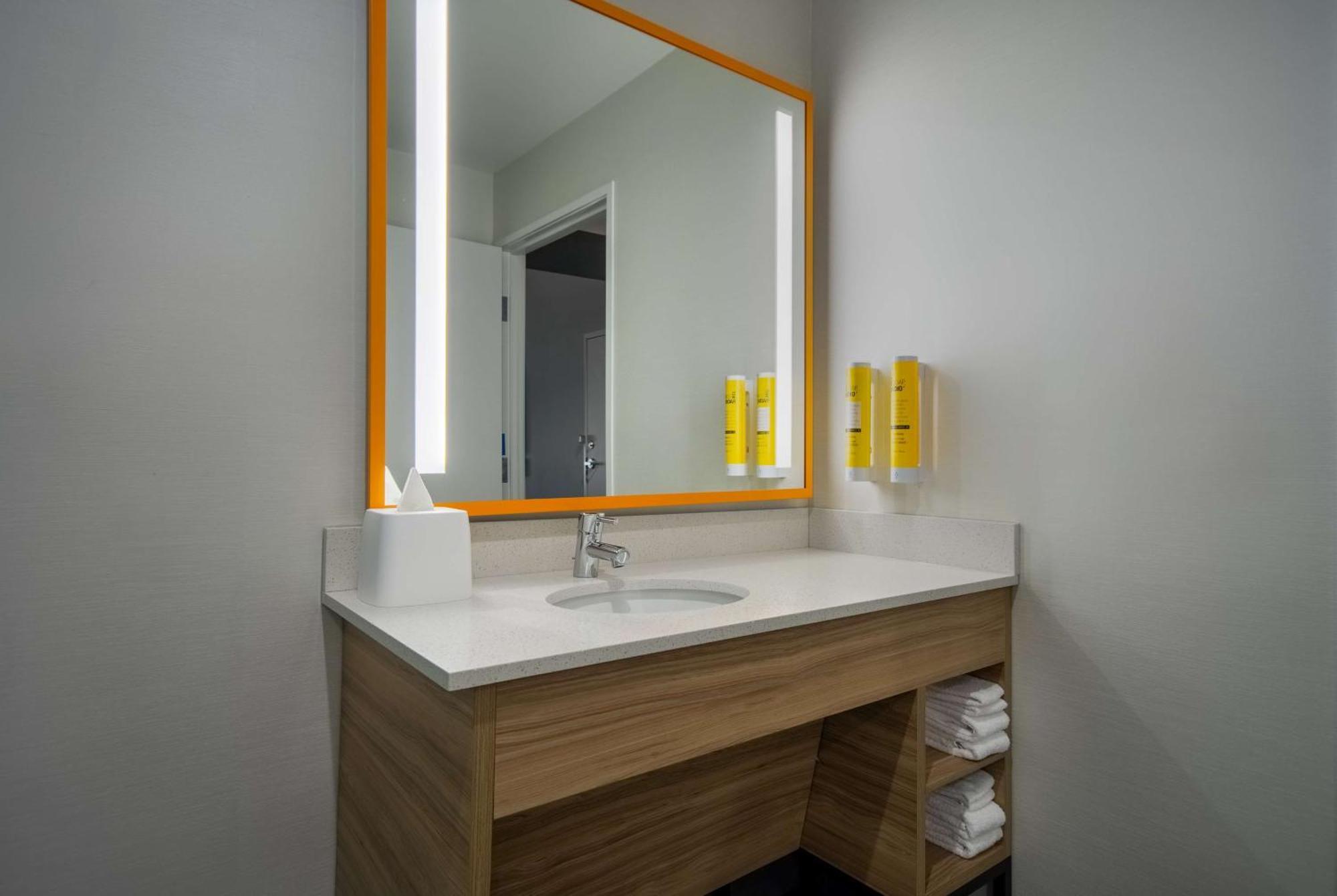 Tru By Hilton Merrillville Dış mekan fotoğraf